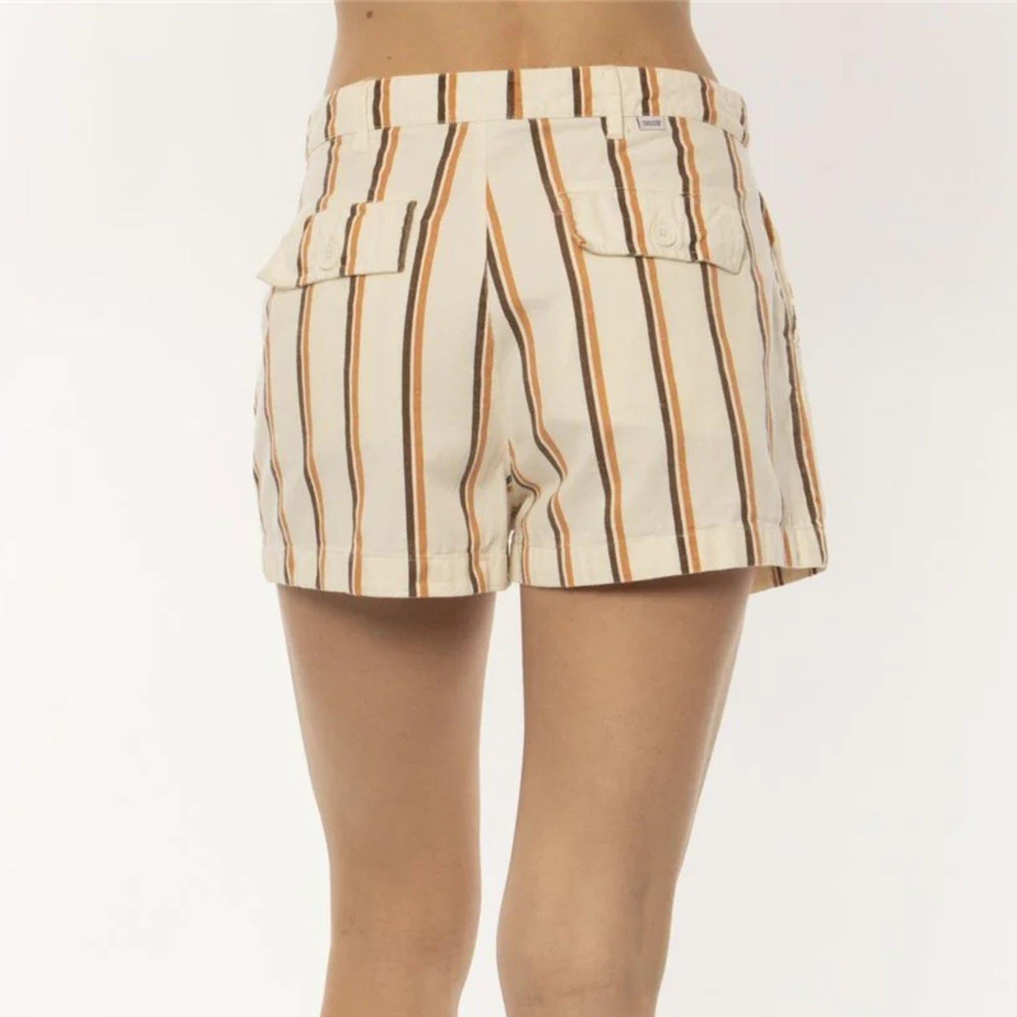 SISSTR SHORT CRESENT BAY