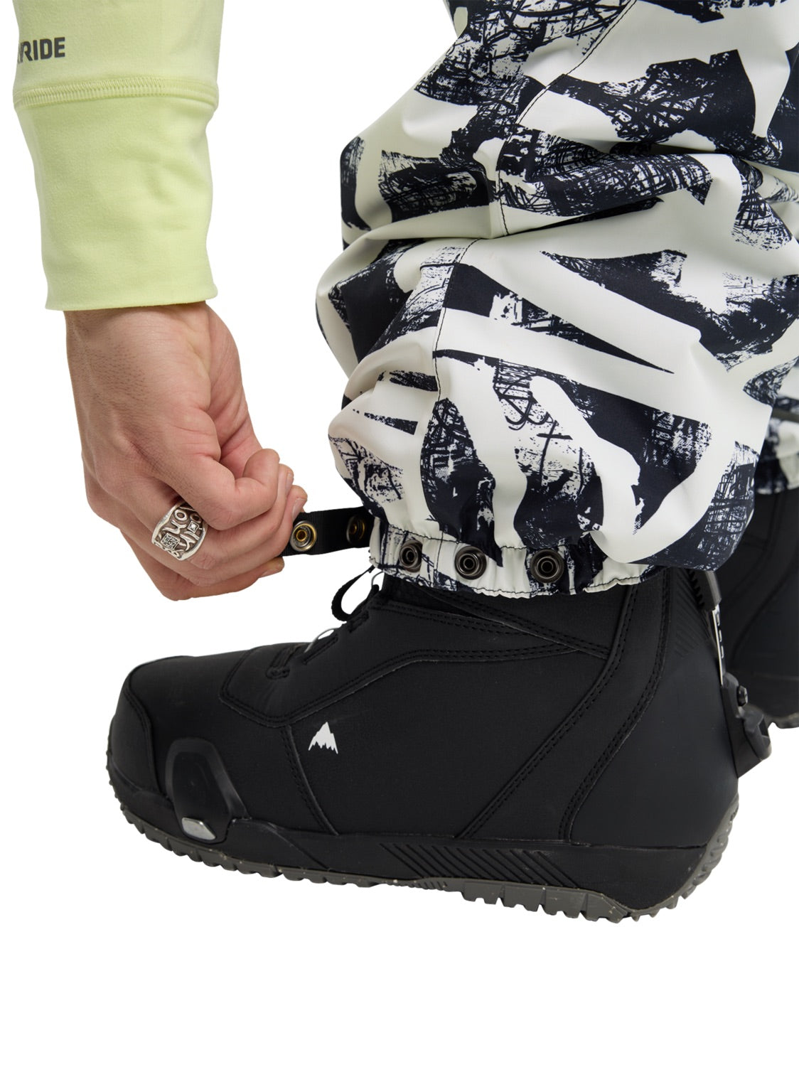 BURTON PANTALON NEIGE RESERVE RELAX City streets