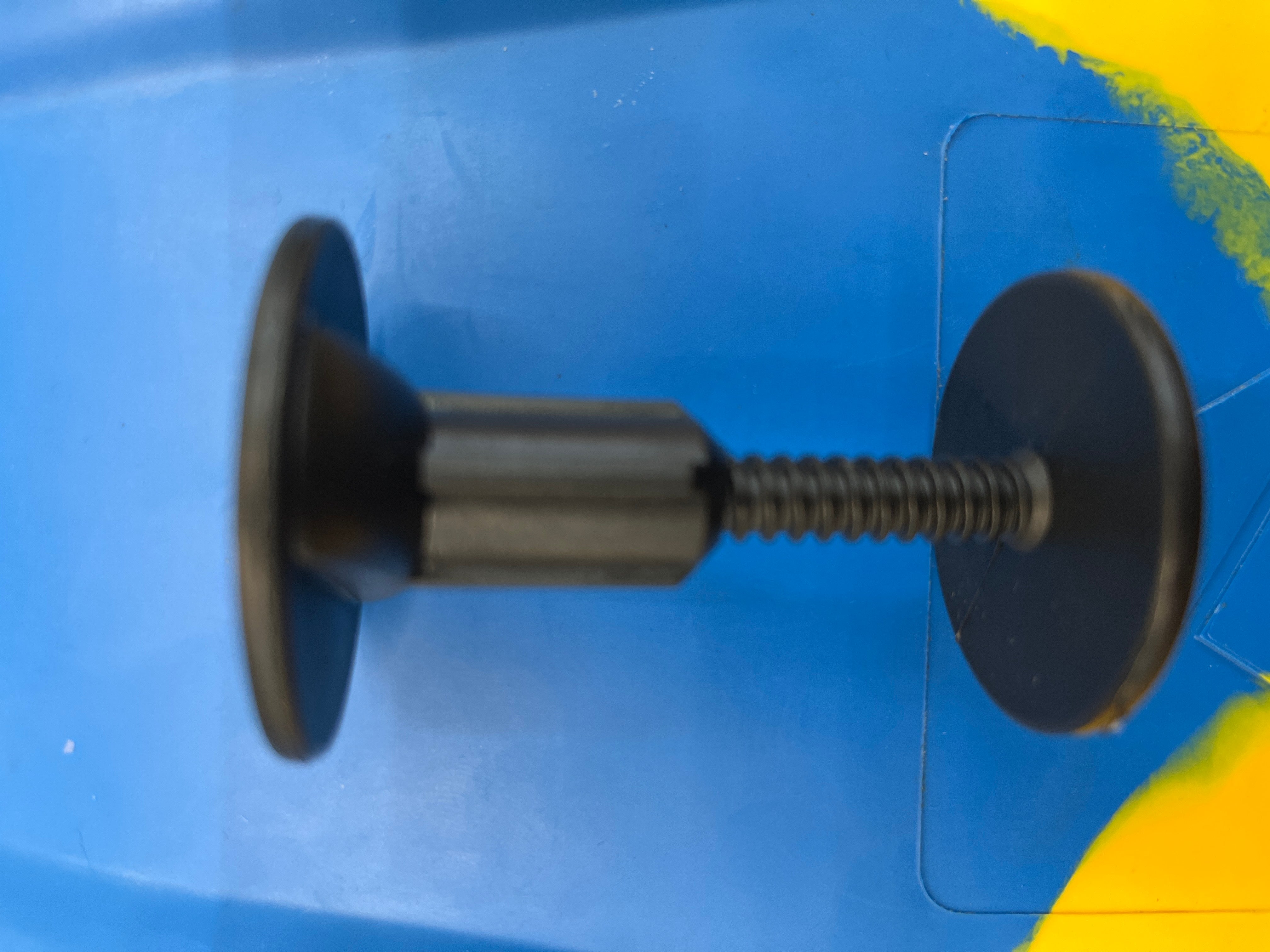 PLUG POUR LEASH DE BODYBOARD