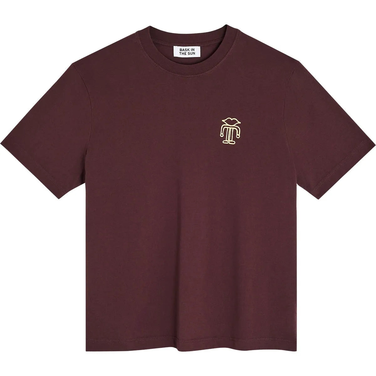 T-shirt homme Bask in the Sun Eye Wine, vue de face avec petit emblème jaune sur la poitrine