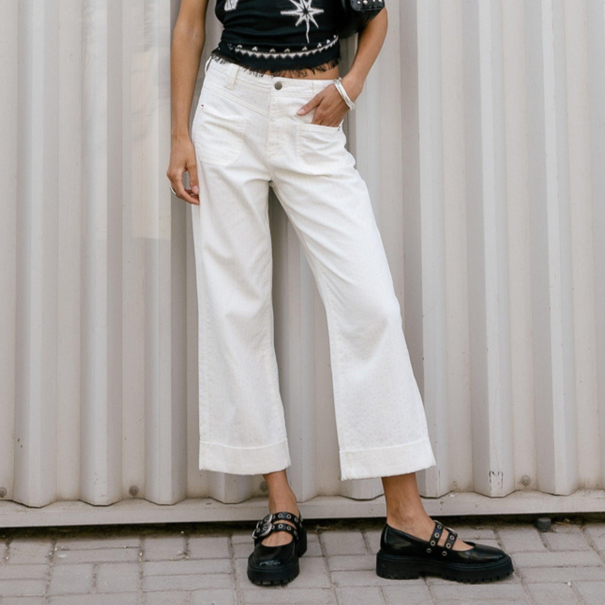 pantalon blanc feme coupe cropped alice freeman