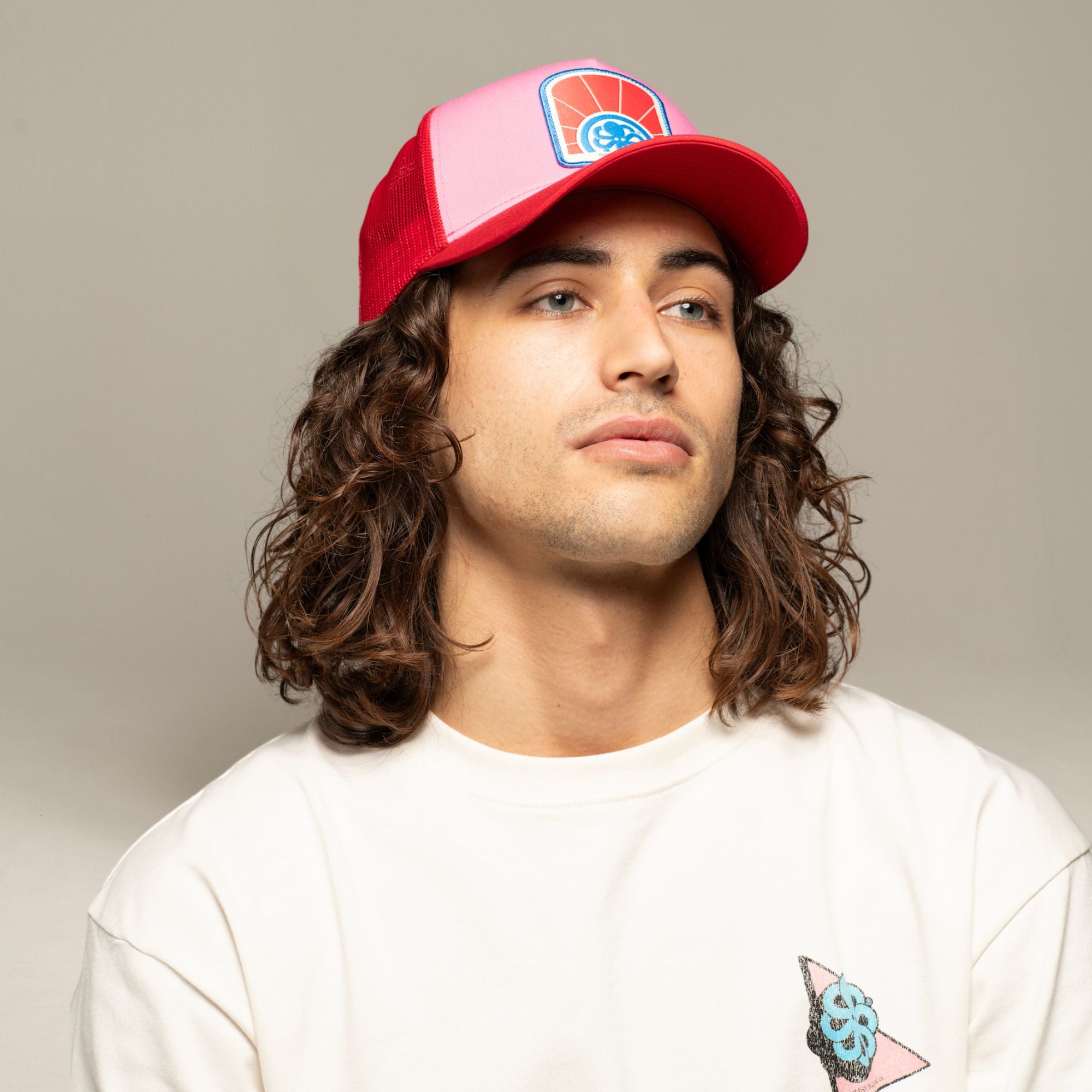 JONSEN ISLAND CASQUETTE TRUCKER OMNIA SOL Pinky portée vue face