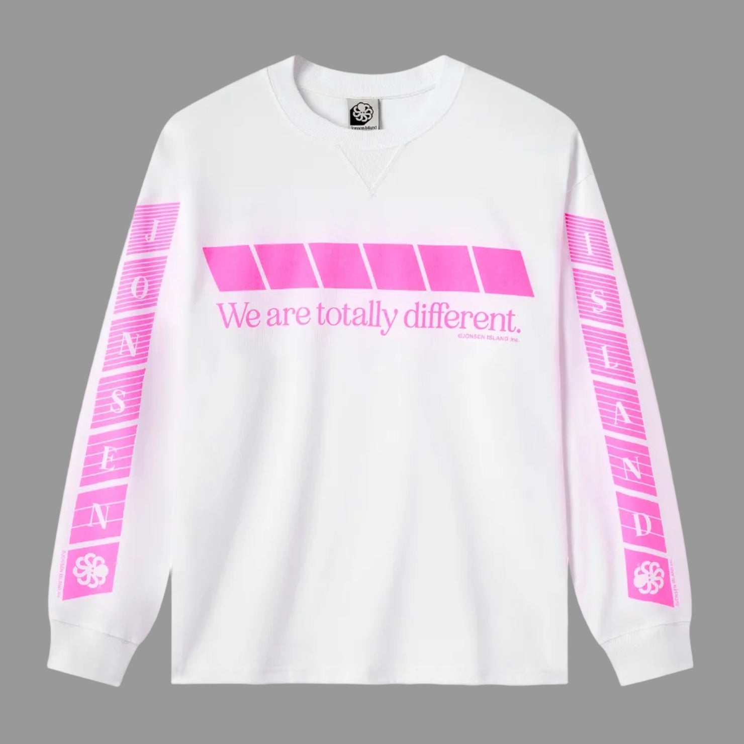 tee shirt manches longues confort blanc jonsen island avec bandes roses sur les bras et la poitrine vue de face vue de face