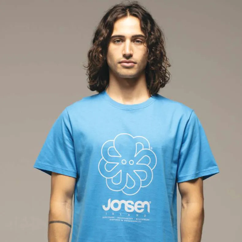 tee shirt bleu avec poulpe blanc devant jonsen island