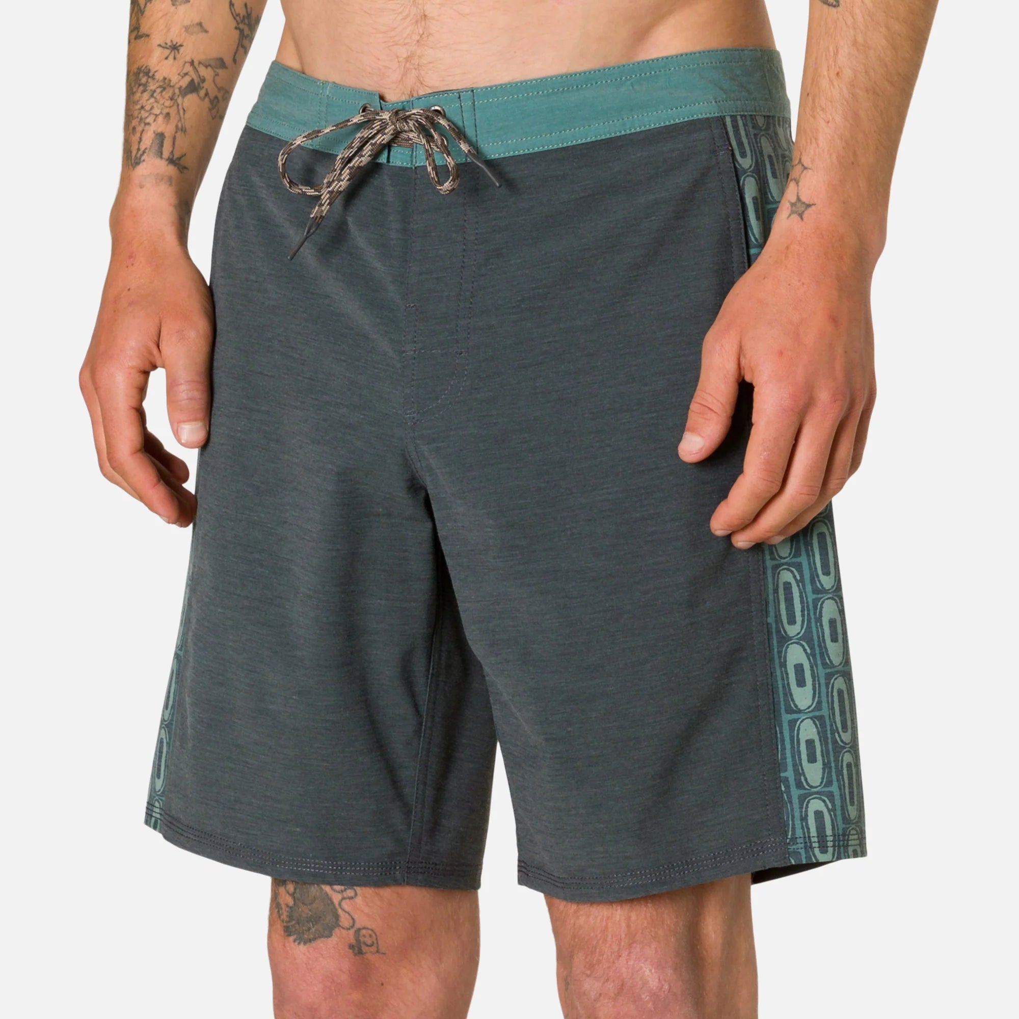 boardshort hybride katin gris homme coupe mi cuisse face