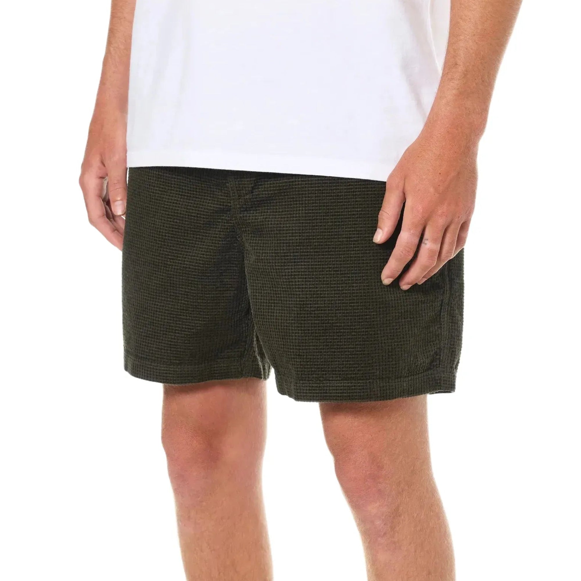 Short Katin Ward velours couleur kaki coupe décontractée look californien vue de face