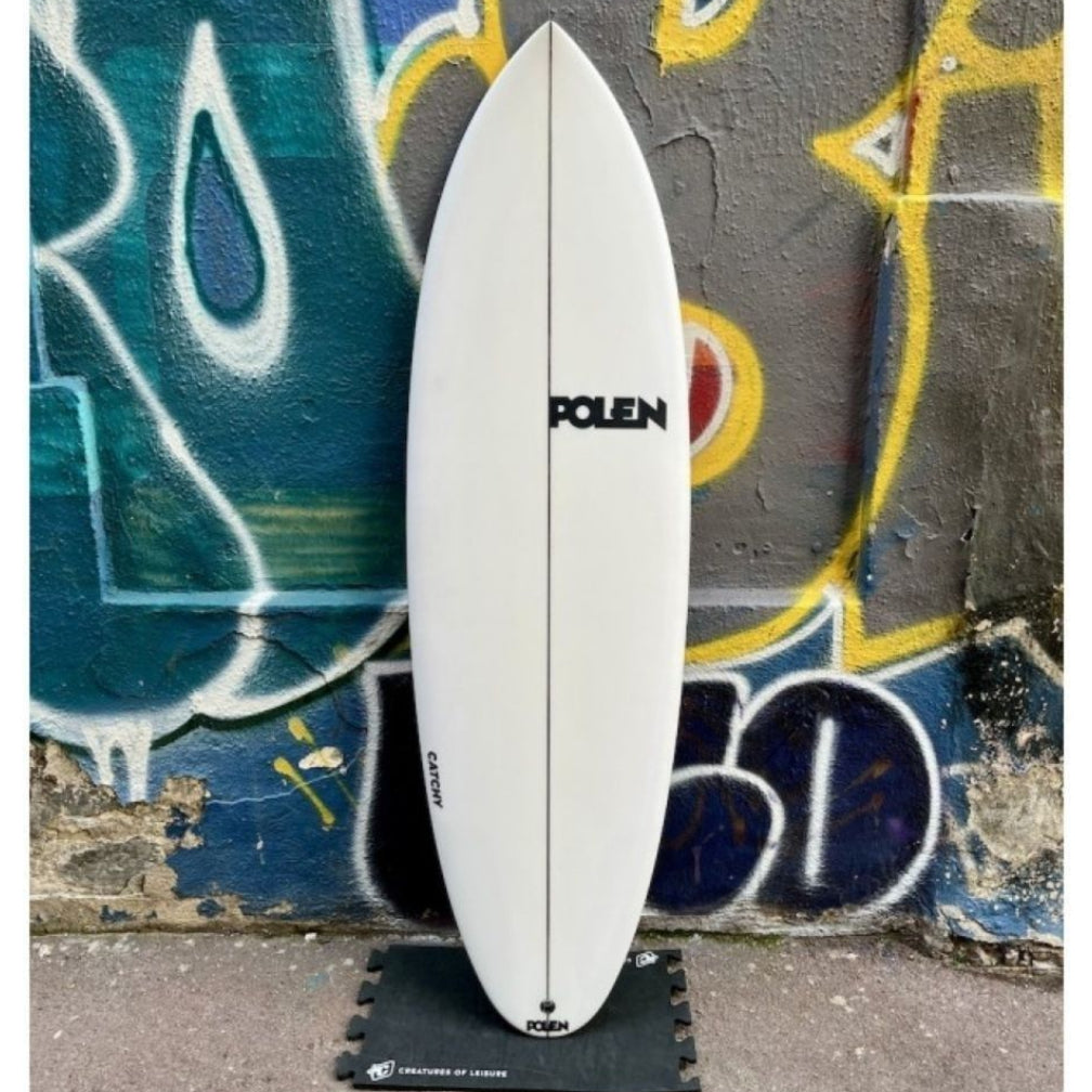 planche de surf shortboard polen catchy vue de face
