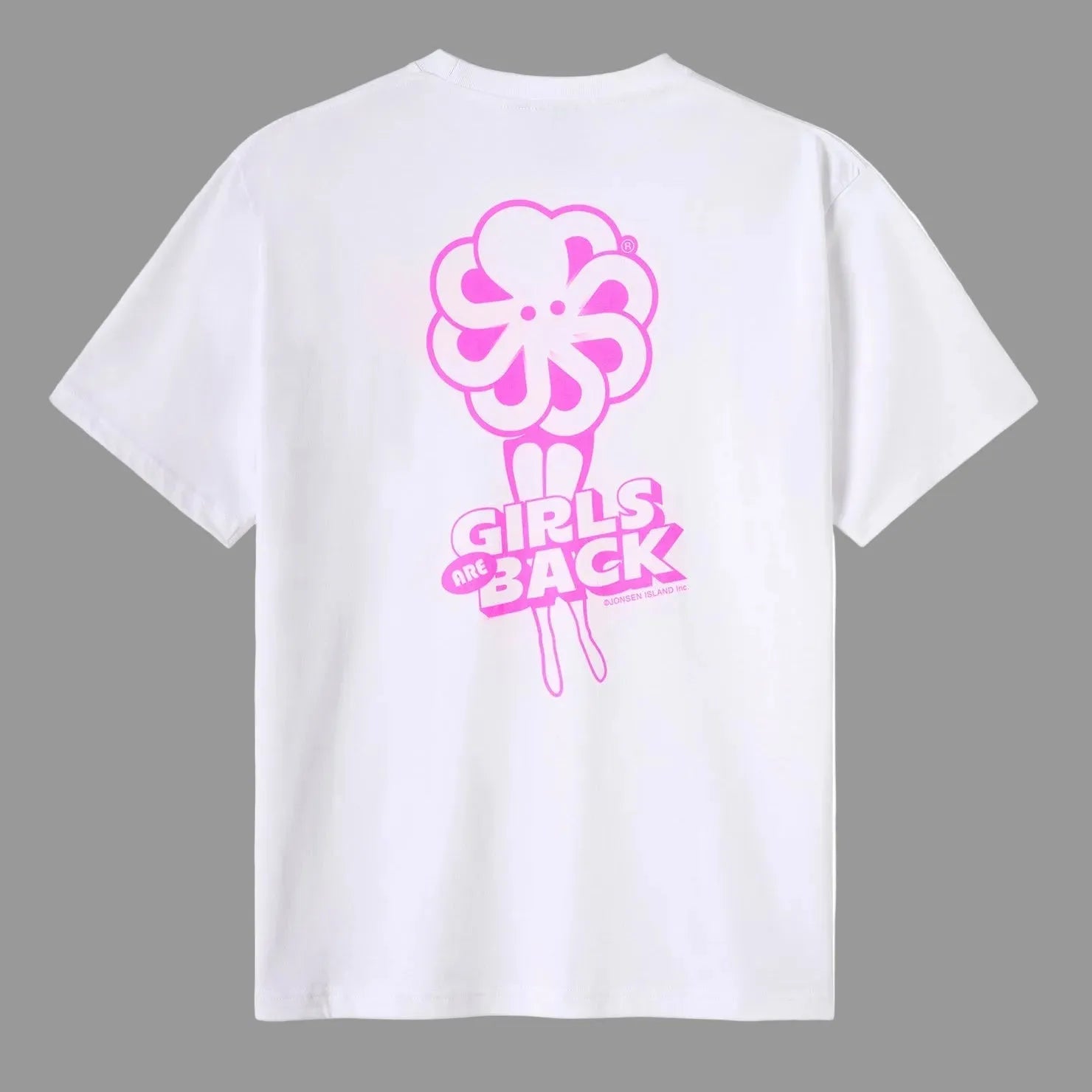 tee shirt oversize blanc jonsen island avec poulpe rose et jambes de femme vue de dos