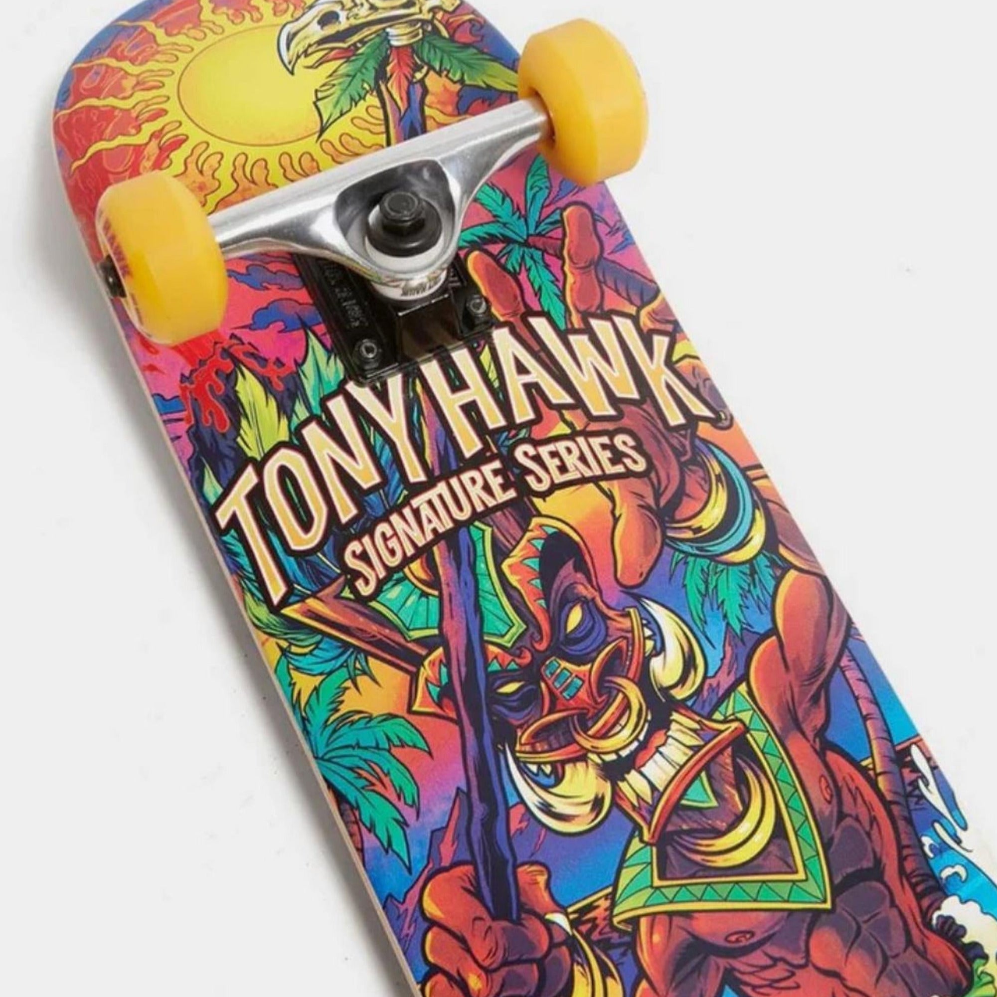 vue dessous skate logo tony haw