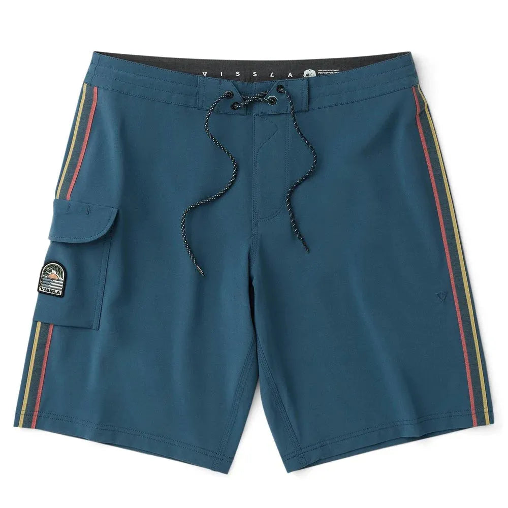 boardshort Vissla Long Sets bleu denim 21 pouces stretch recyclé surf vue face