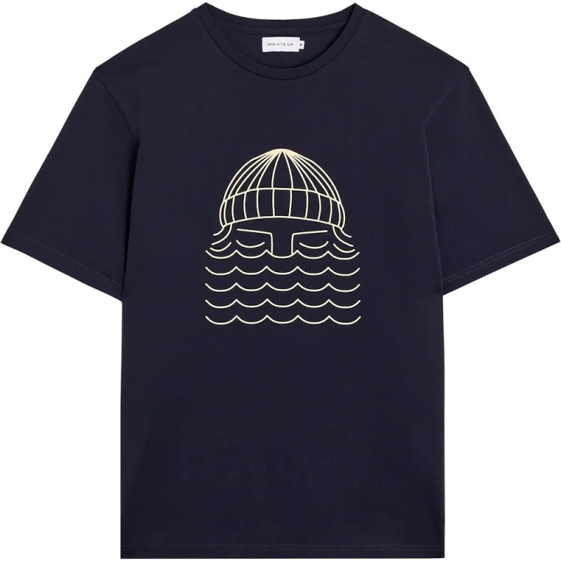 BASK IN THE SUN TEE SHIRT TO THE SEA navy marque francaise BASK IN THE SUN MARSEILLE tee-shirt bask in the sun surfwear homme tee shirt mer t-shirt écoresponsable t-shirt coton bio mode surfwear homme vêtement durable tee-shirt bleu marine style casual chic marque responsable t-shirt fabriqué en Europe mode éthique t-shirt imprimé marin look nautique t-shirt barbu t-shirt To The Sea Navy