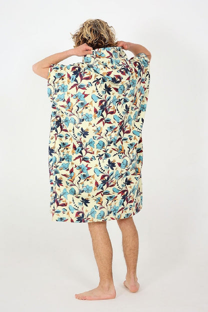 AFTER PONCHO HUMMING BIRDS almond