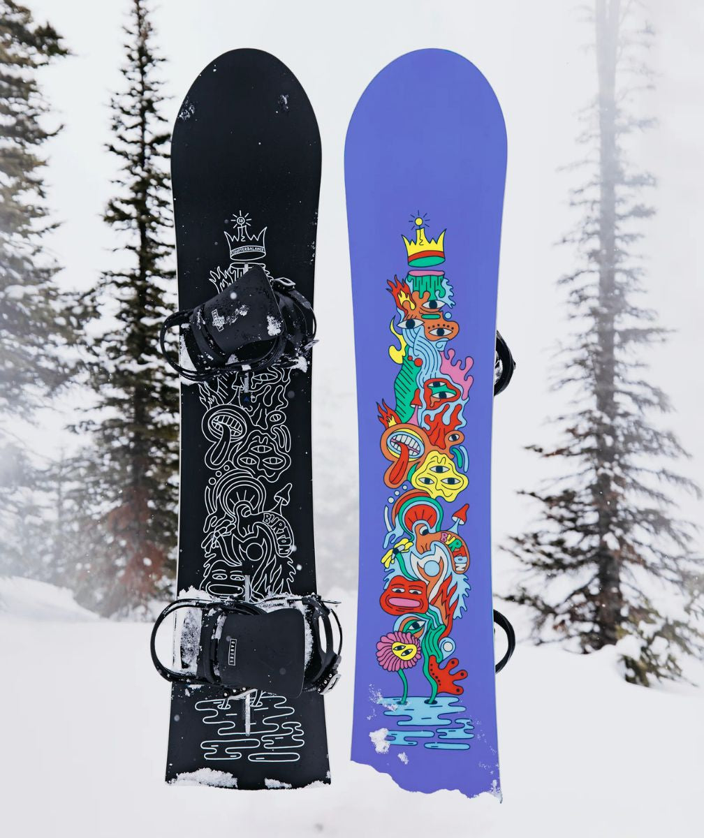 snowboard Burton Counterbalance Hallucinate  en environnement neige