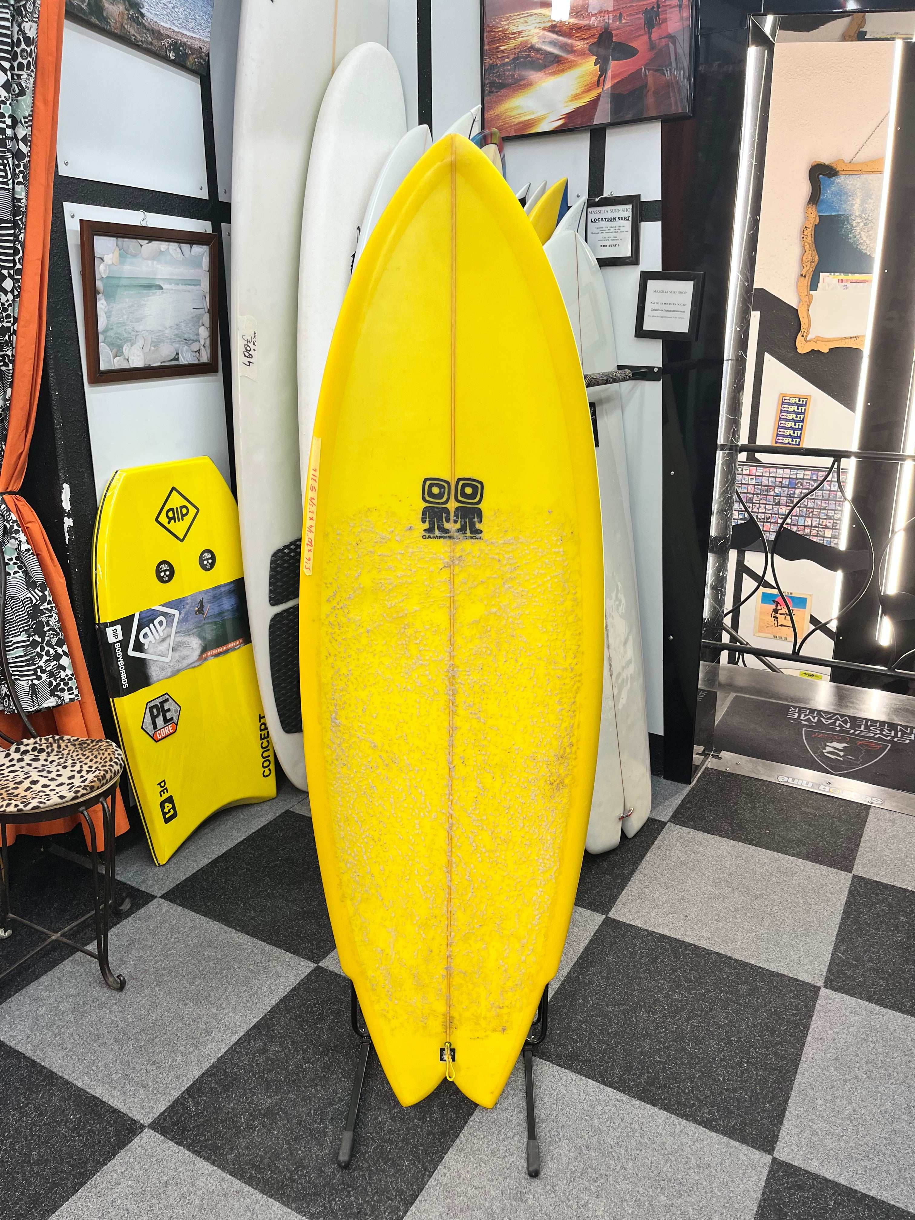 CAMPBELL BROTHERS OCTAFISH SURF 5'6“ Résine teintée jaune