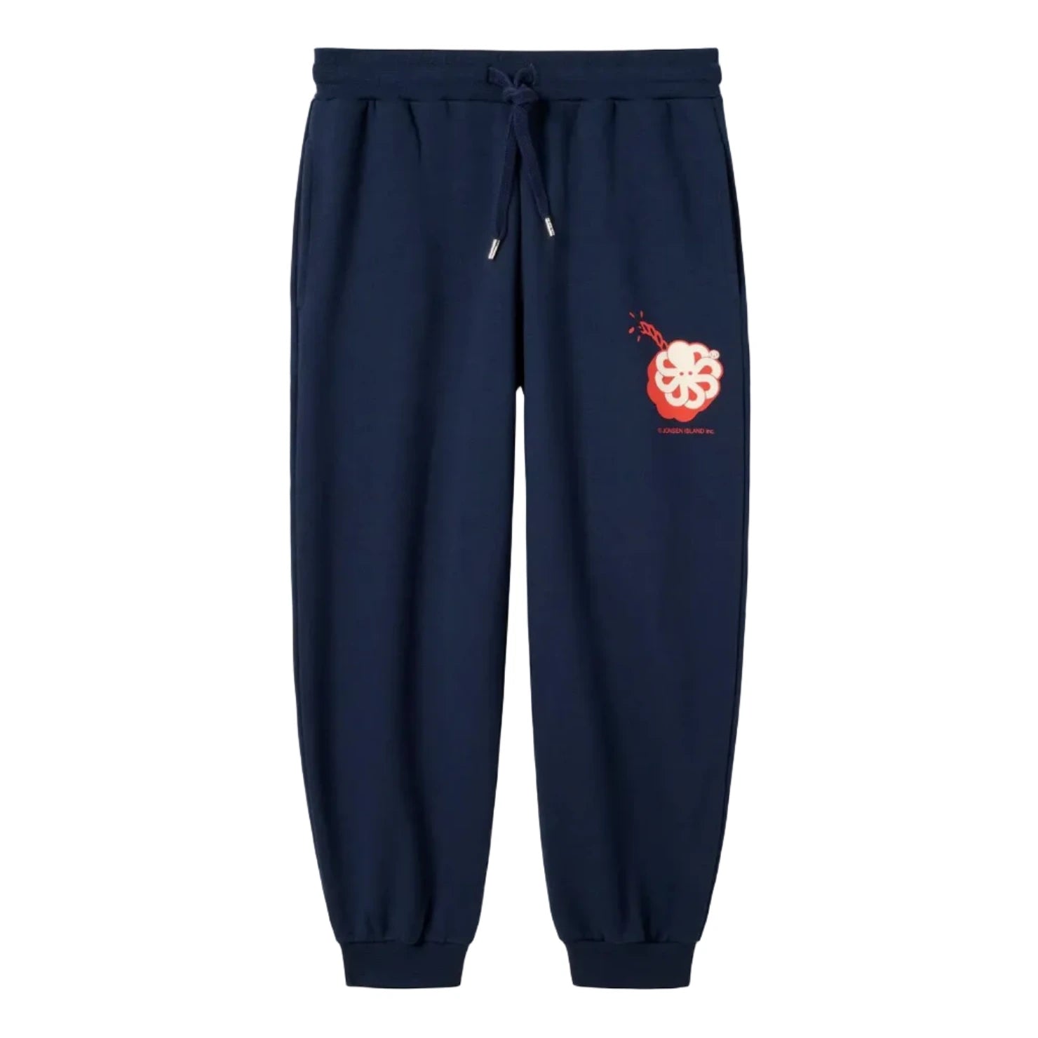 Vue produit du pantalon bleu marine, cordon de serrage contrasté et emblème dynamite poulpe corail sur le haut de la cuisse