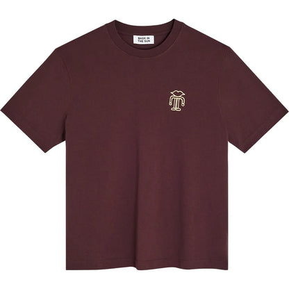 T-shirt homme Bask in the Sun Eye Wine, vue de face avec petit emblème jaune sur la poitrine