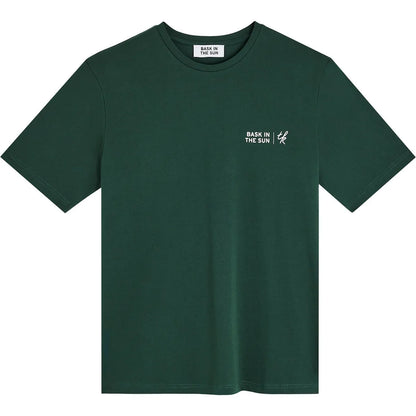 T-shirt homme Bask in the Sun Free Forest, vue de face avec petit marquage blanc sur la poitrine