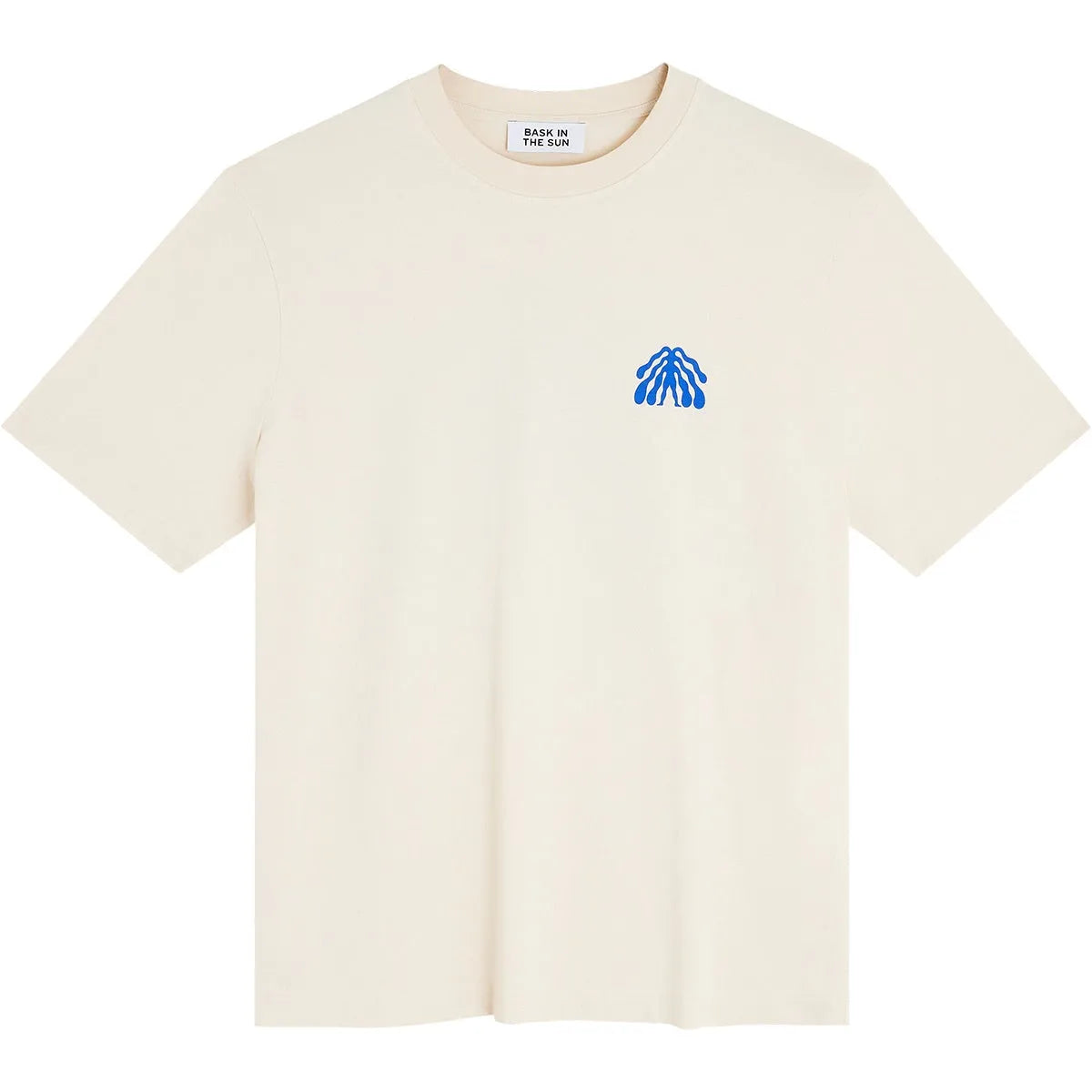 T-shirt homme Bask in the Sun Seaman ivoire, vue de face avec petit motif poitrine bleu surfwear
