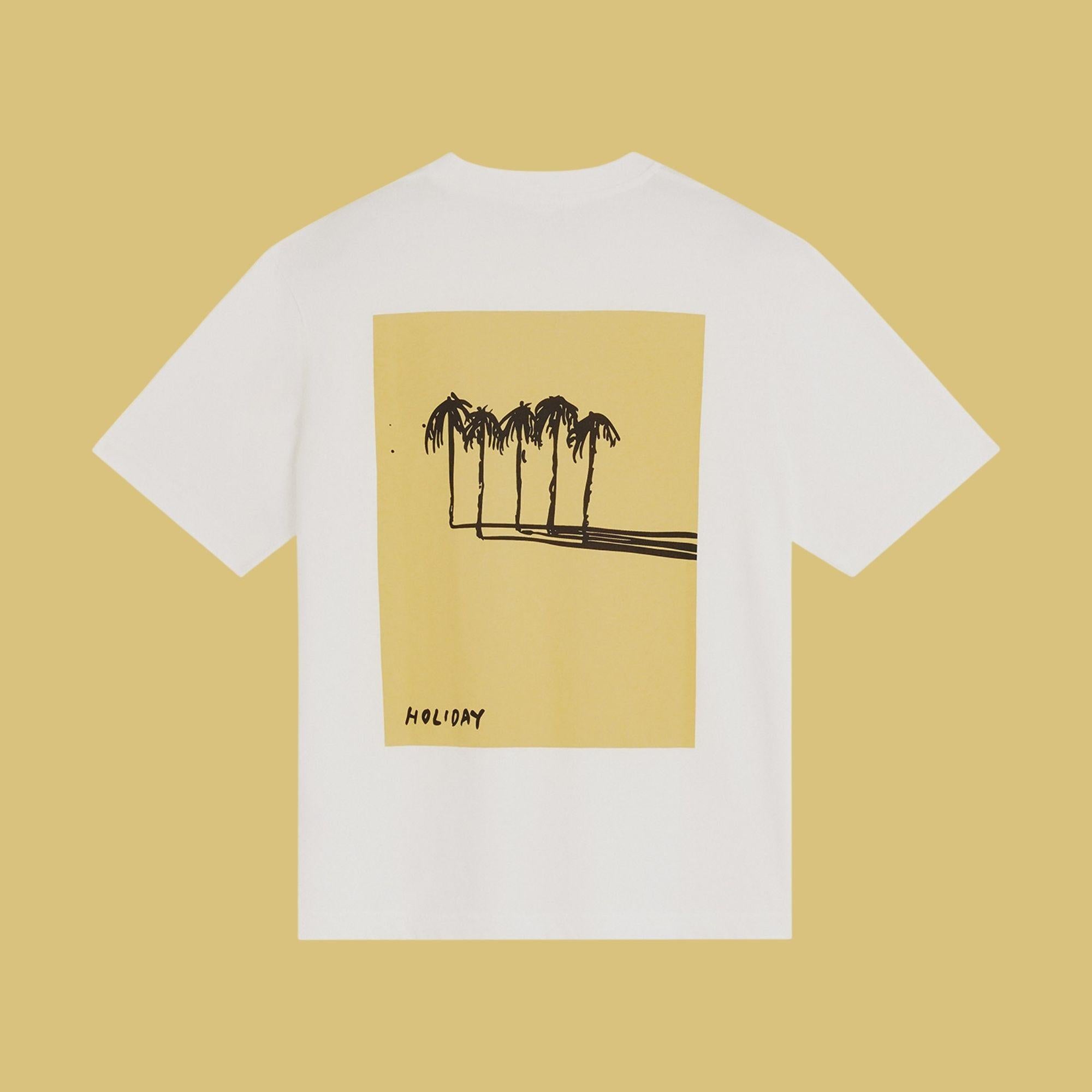 tee shirt blanc pour homme bas in the sun vue de dos avec impressions palmiers noirs sur fond jaune