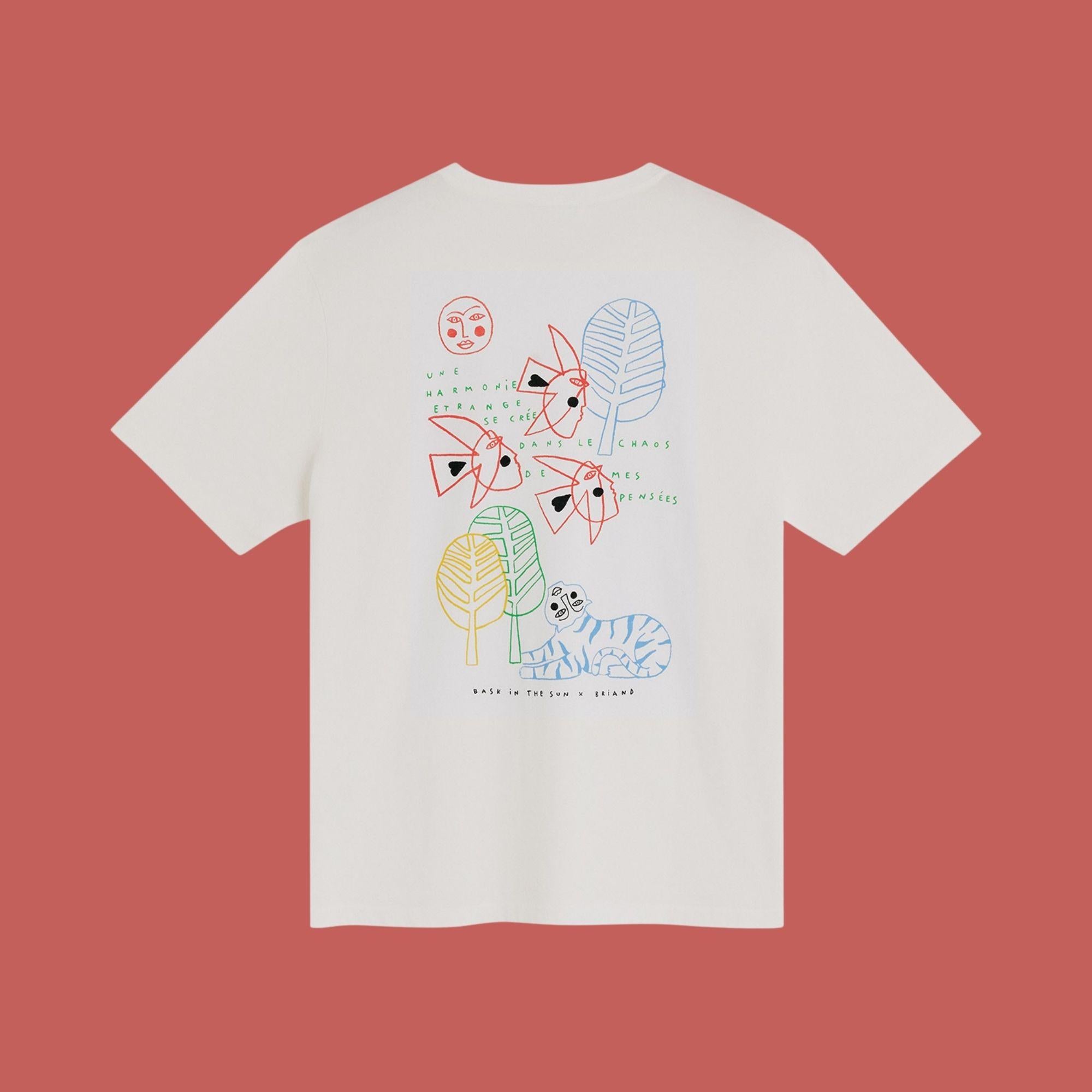 tee shirt blanc pour homme avec dessin multicolore signe Briand Chevalier vue de dos