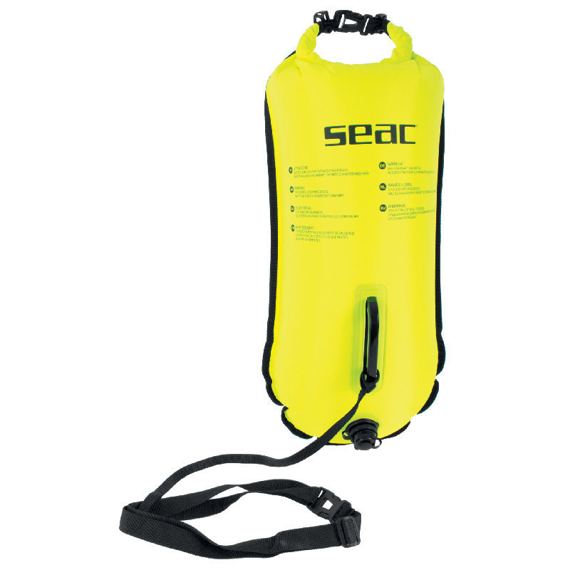 bouée de nage Seac Safe Dry avec sac étanche vue de face avec sangle