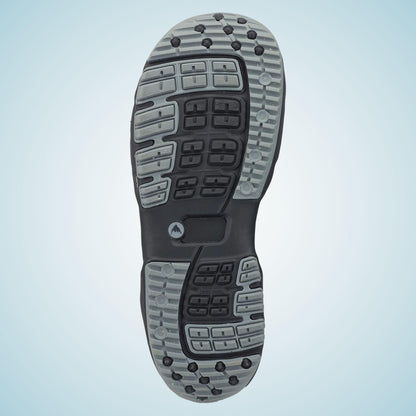 Semelle extérieure de la boot Burton vue dessous, avec larges blocs de traction gris et noirs répartis du talon aux orteils