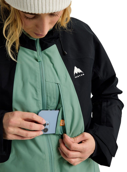 Poche poitrine zippée de la veste de neige femme Burton Reserve 2L True Black Soft Sage