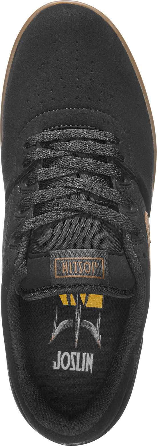 vue de dessus de la basket de skate noire joslin etnies