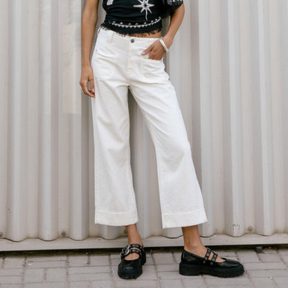 pantalon blanc feme coupe cropped alice freeman