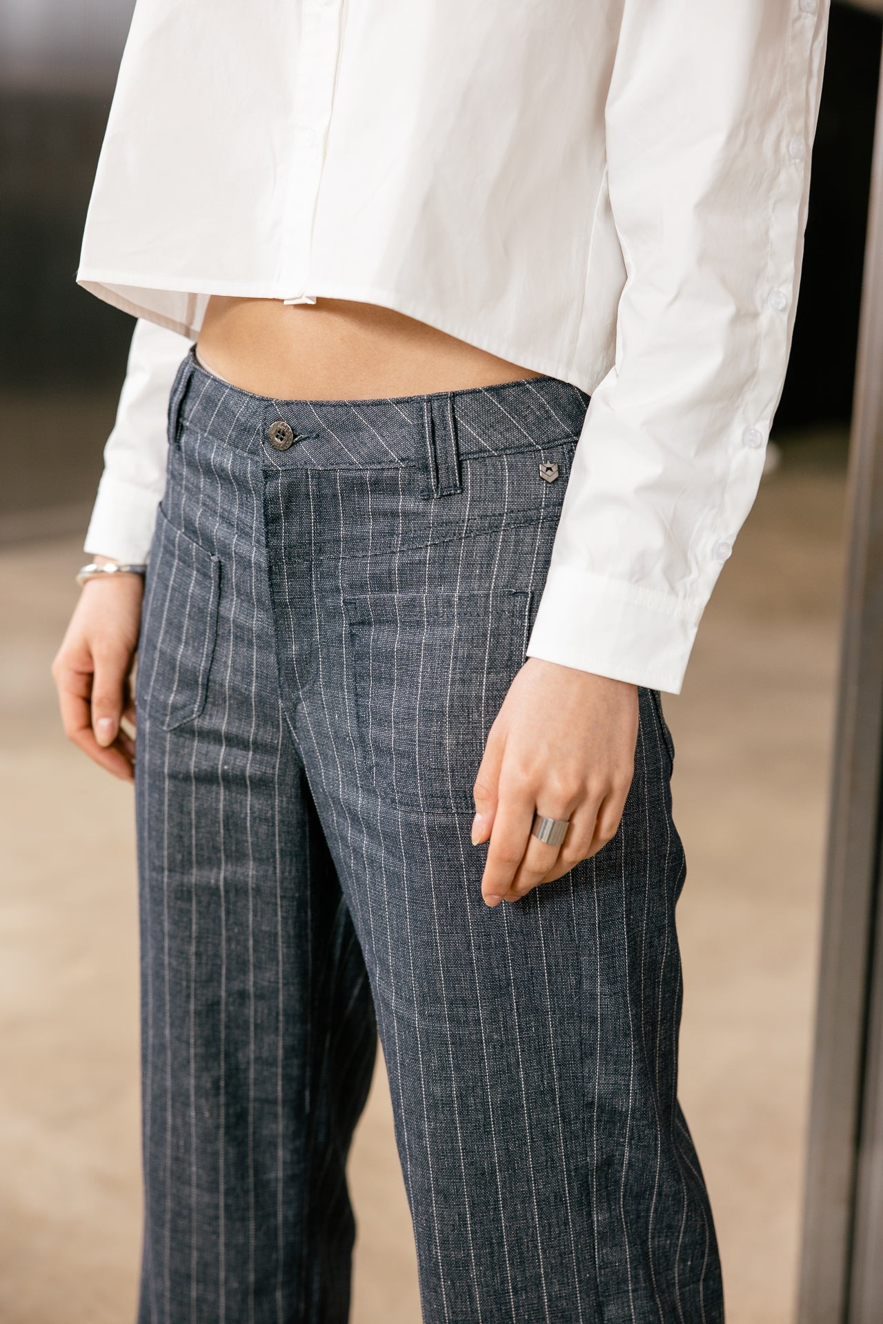detail taille pantalon alice giant poches plaquees rayures