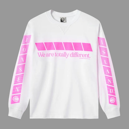 tee shirt manches longues confort blanc jonsen island avec bandes roses sur les bras et la poitrine vue de face vue de face