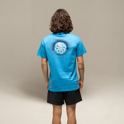 JONSEN ISLAND TEE-SHIRT CLASSIC RAINBOW Blue porté zoom graphisme poulpe