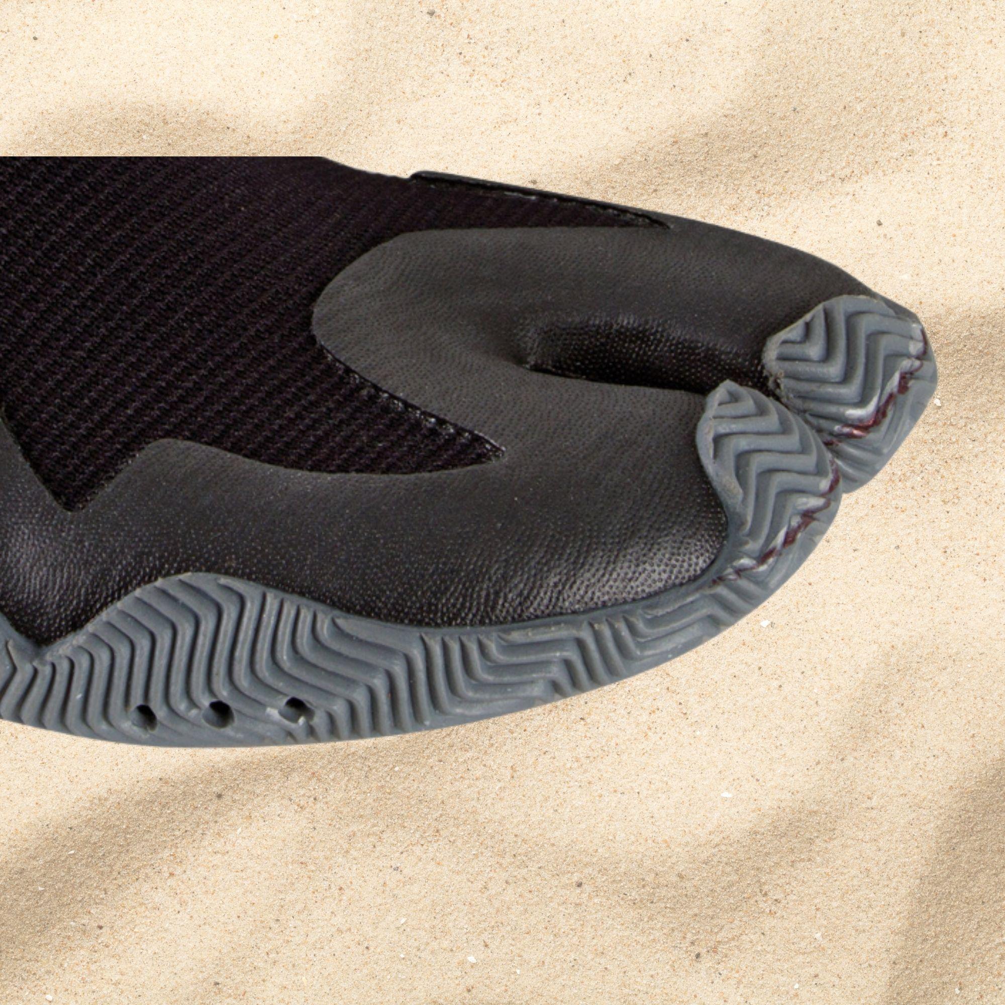 détail orteil séparé chausson o'neill superfreak