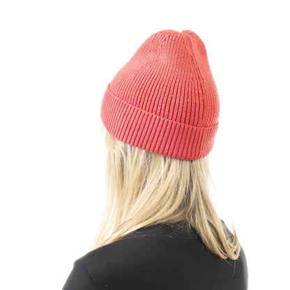 Dos du bonnet Picture Colino Beanie Living Coral porté, maille côtelée et coupe souple