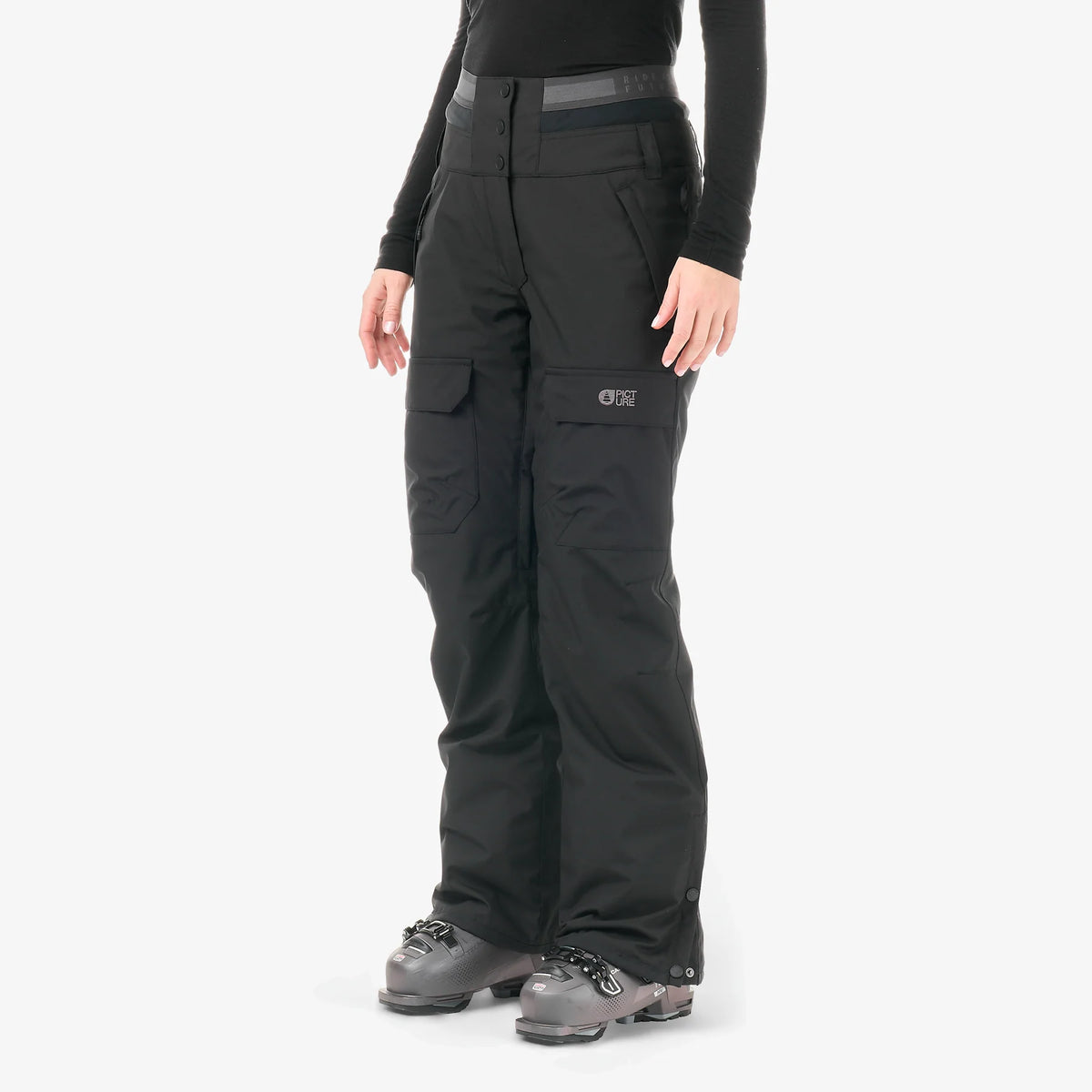 Pantalon de ski et snowboard femme Picture Organic Clothing Treva Black porté de face, coupe Straight et coloris noir