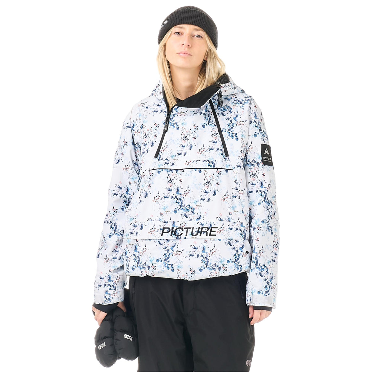 Veste anorak de ski et snowboard femme Picture Organic Clothing Luma 1/4 Zip Schrubby Print portée de face, imprimé blanc et bleu