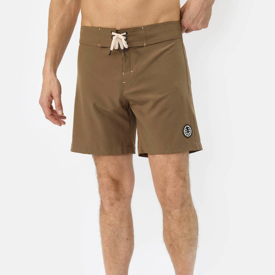 maillot marron jonsen island prince brown vue de face porté