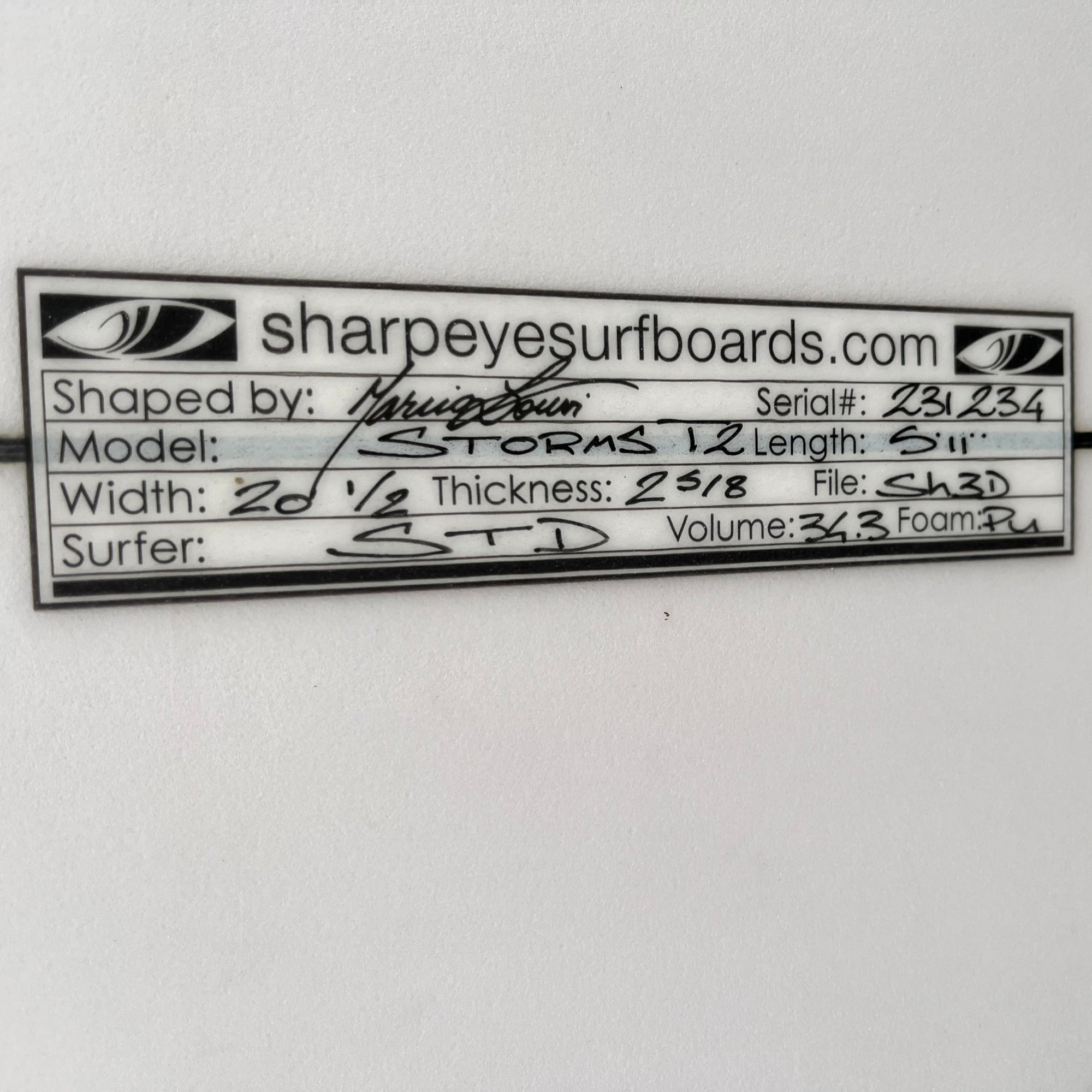 dimensions planche surf sharpeye twin turbo