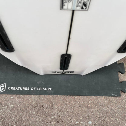 tail planche surf sharpeye twin turbo twin fin