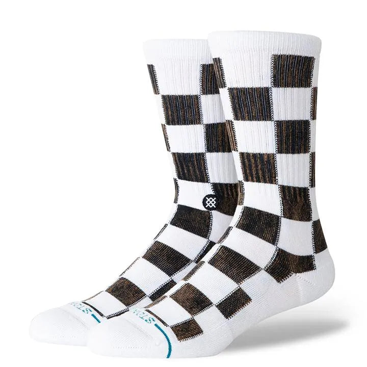 chaussettes stance a damier noir et blanc unisexe vue de face