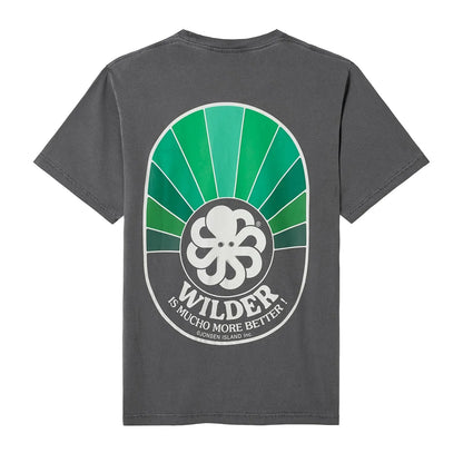 t-shirt jonsen island homme noir mucho better vue de dos avec poulpe blanc et bandes vertes